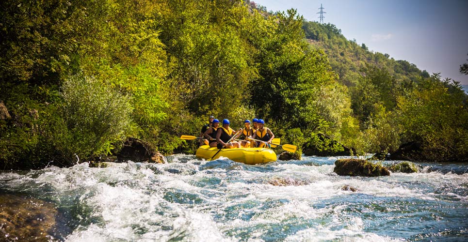 Rafting na reki Cetini - foto