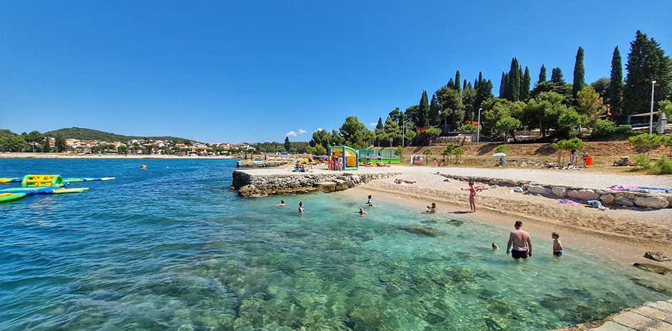 Porton Nature Hideouts - Summer 2024 - foto